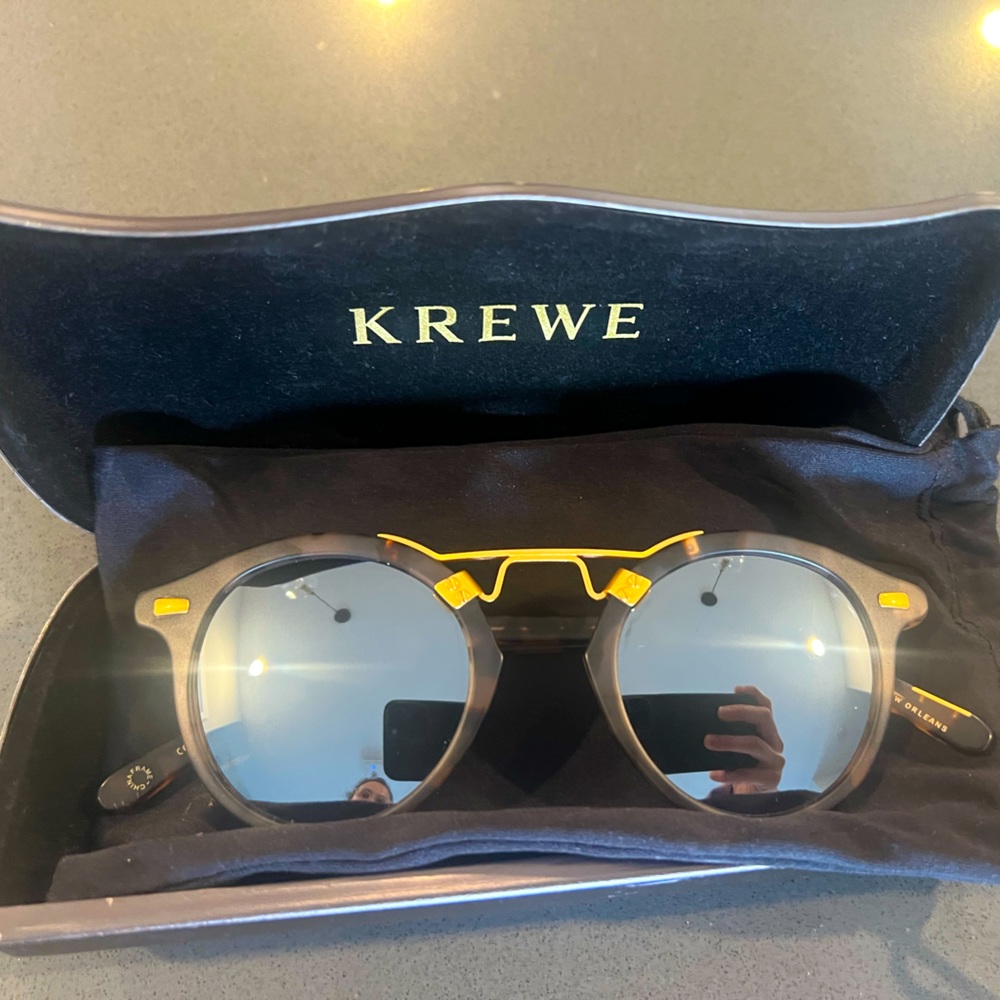 Like New! KREWE ST. LOUIS MIRRORED SUNGLASSES